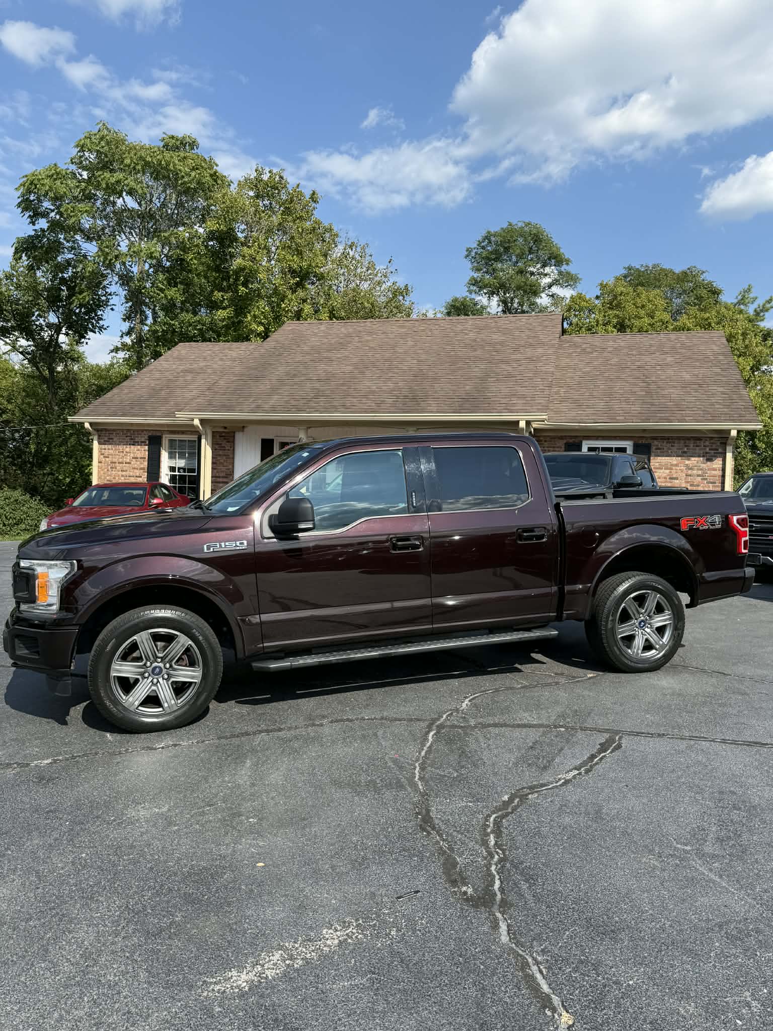
								2018 Ford F-150 XLT full									