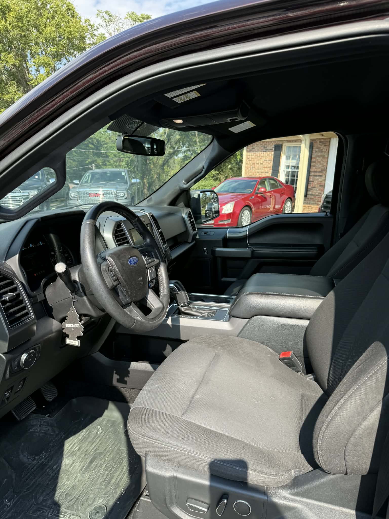 
								2018 Ford F-150 XLT full									