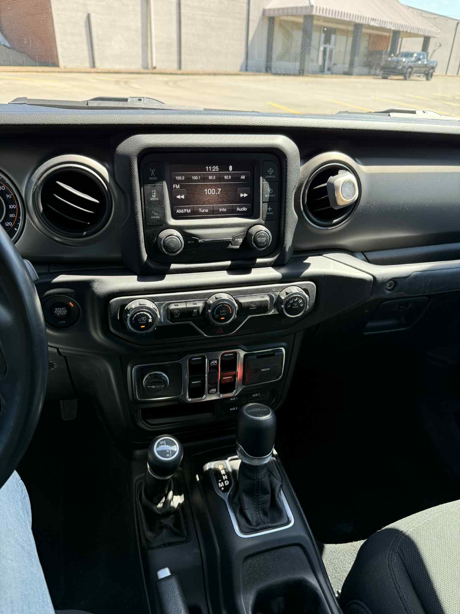 
								!! 2021 Jeep Gladiator !! full									