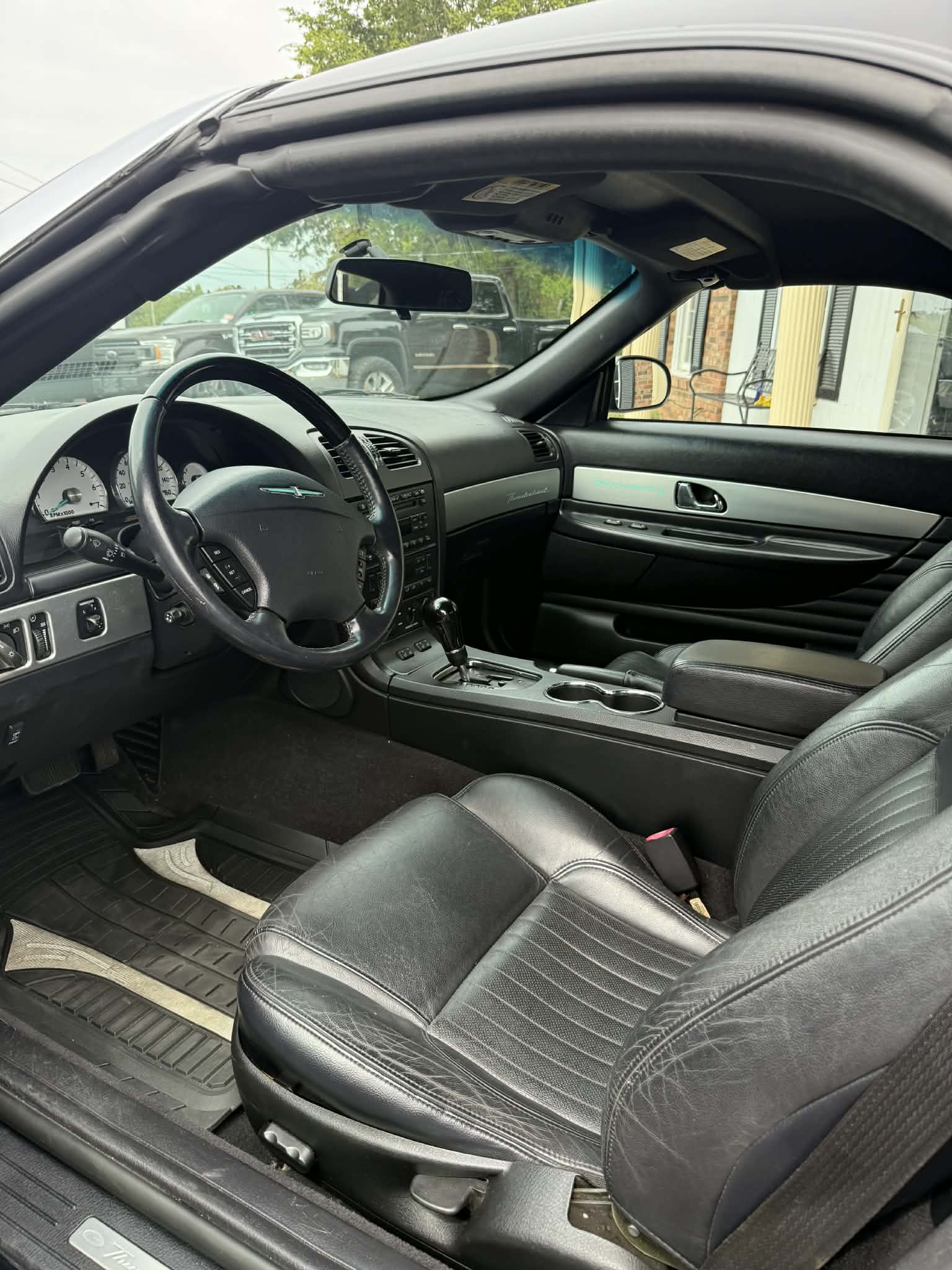 
								2005 Ford Thunderbird full									