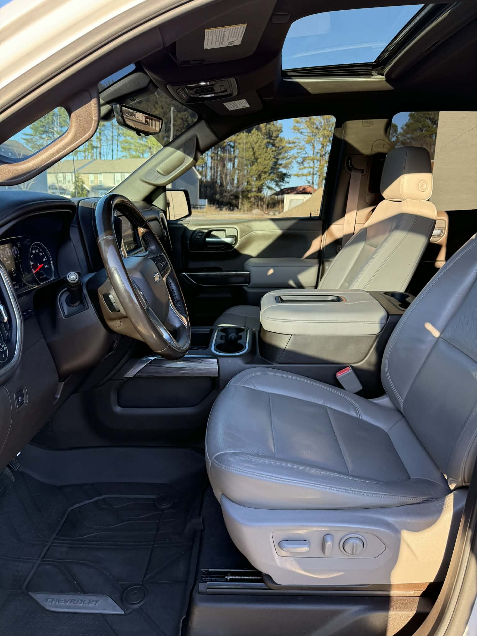 
								2020 Silverado LTZ full									